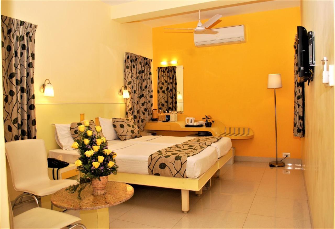 Hotel Pandian Chennai Extérieur photo
