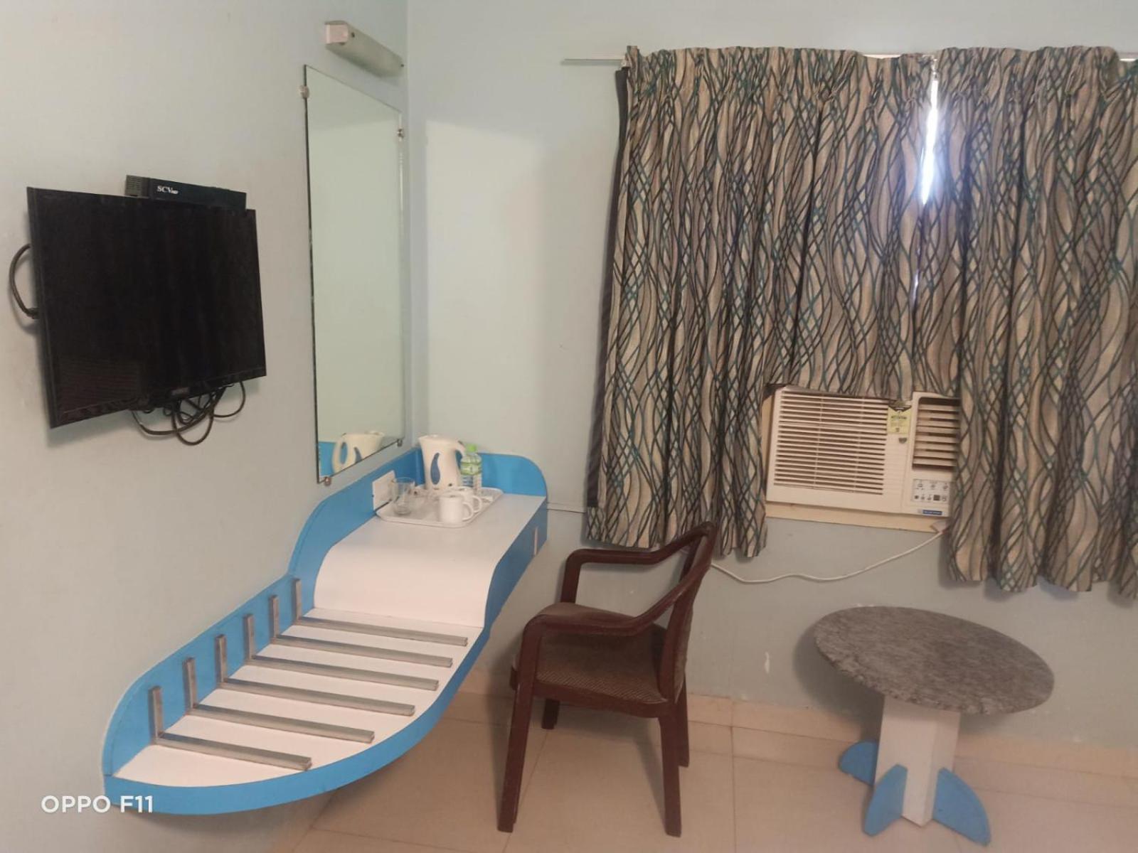 Hotel Pandian Chennai Extérieur photo