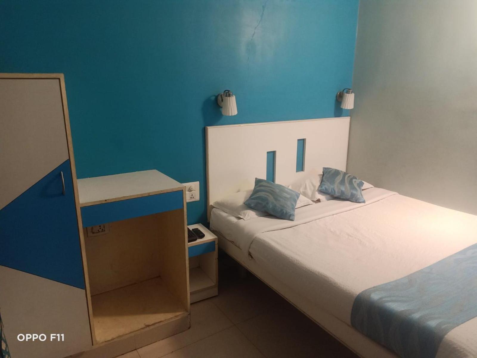 Hotel Pandian Chennai Extérieur photo