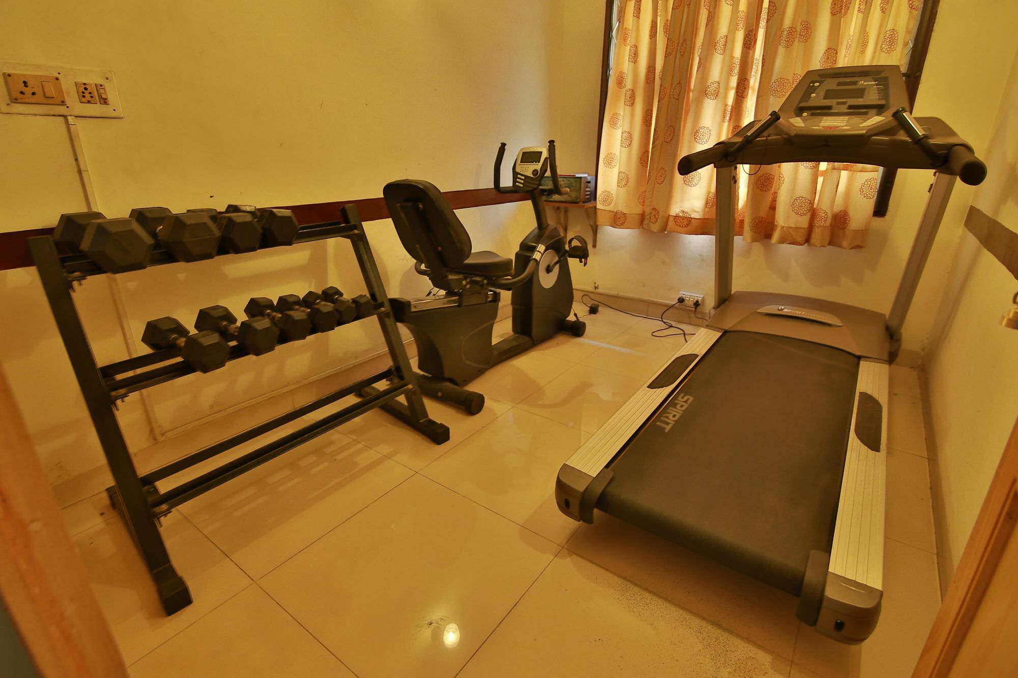 Hotel Pandian Chennai Extérieur photo